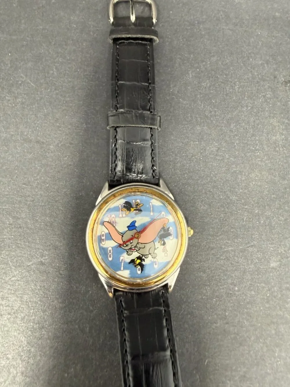Disney Dumbo Watch Collector’s Club Series III Limited Edition Watch w/ Tin Pin